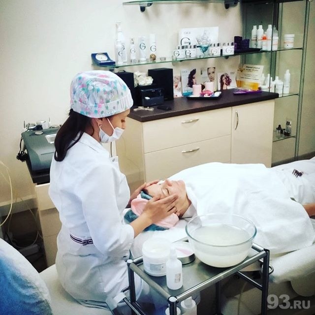 Услуги врача косметолога в москве