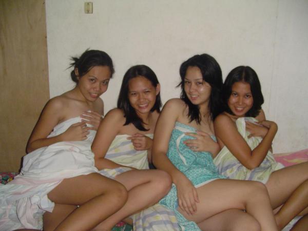 Extreme teen videos oline Blonde teen voyeur lesbians in motel