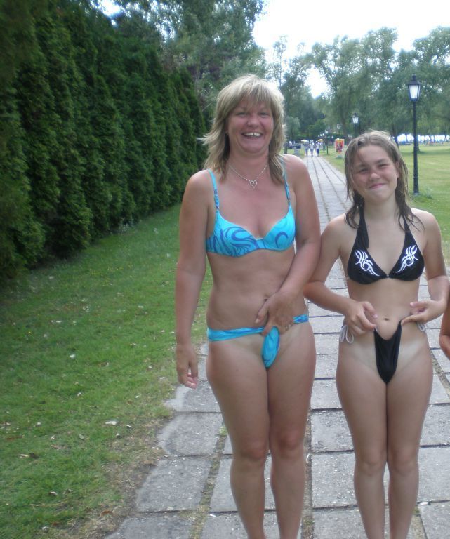 Mother Daughter Surprise Video Porn - PICS PORN