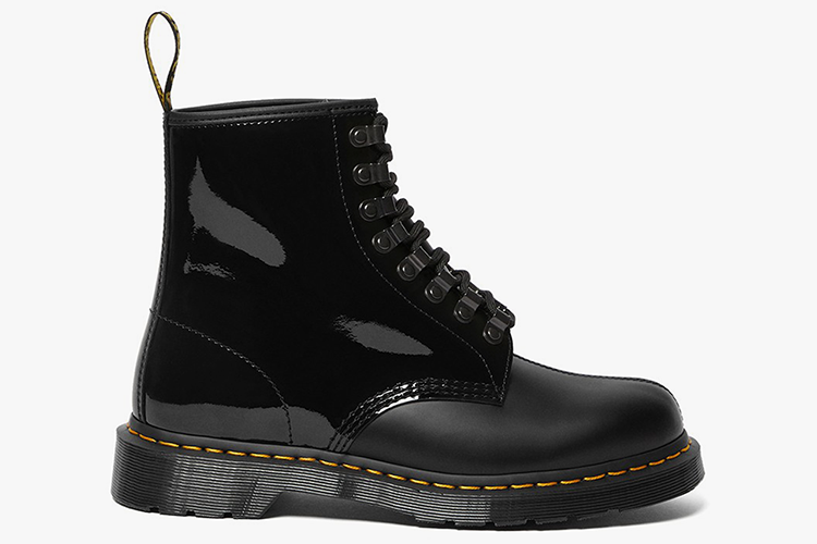Dr. Martens и Pleasures выпустили комбинированные ботинки - Афиша Daily