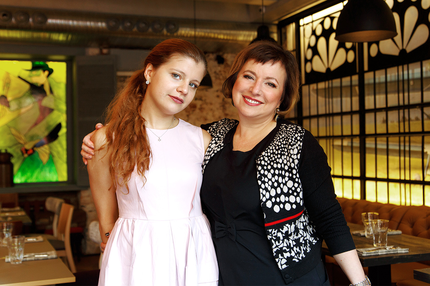 Маша Парфенова с мамой 