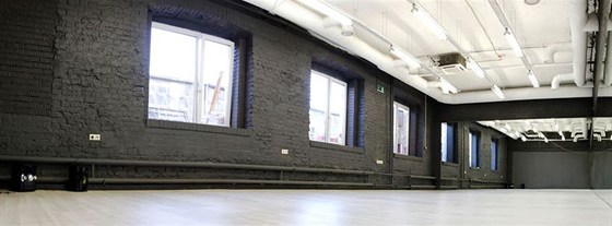 Esti Studio Esti Studio – афиша