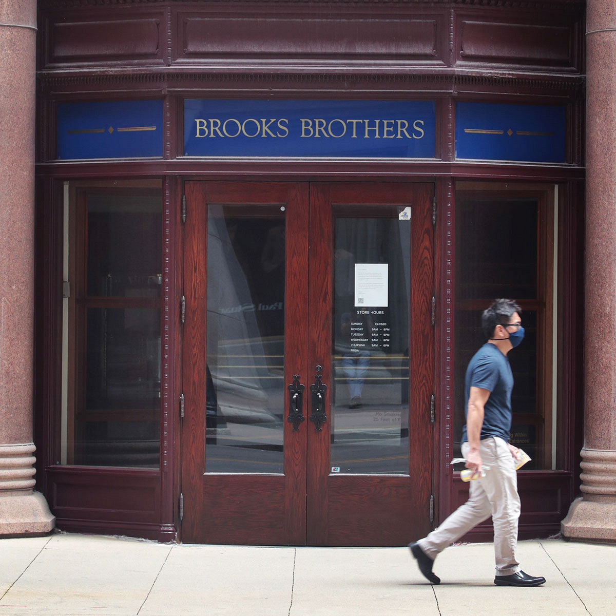 200-летний бренд Brooks Brothers, одевавший президентов США, объявил о банкротстве