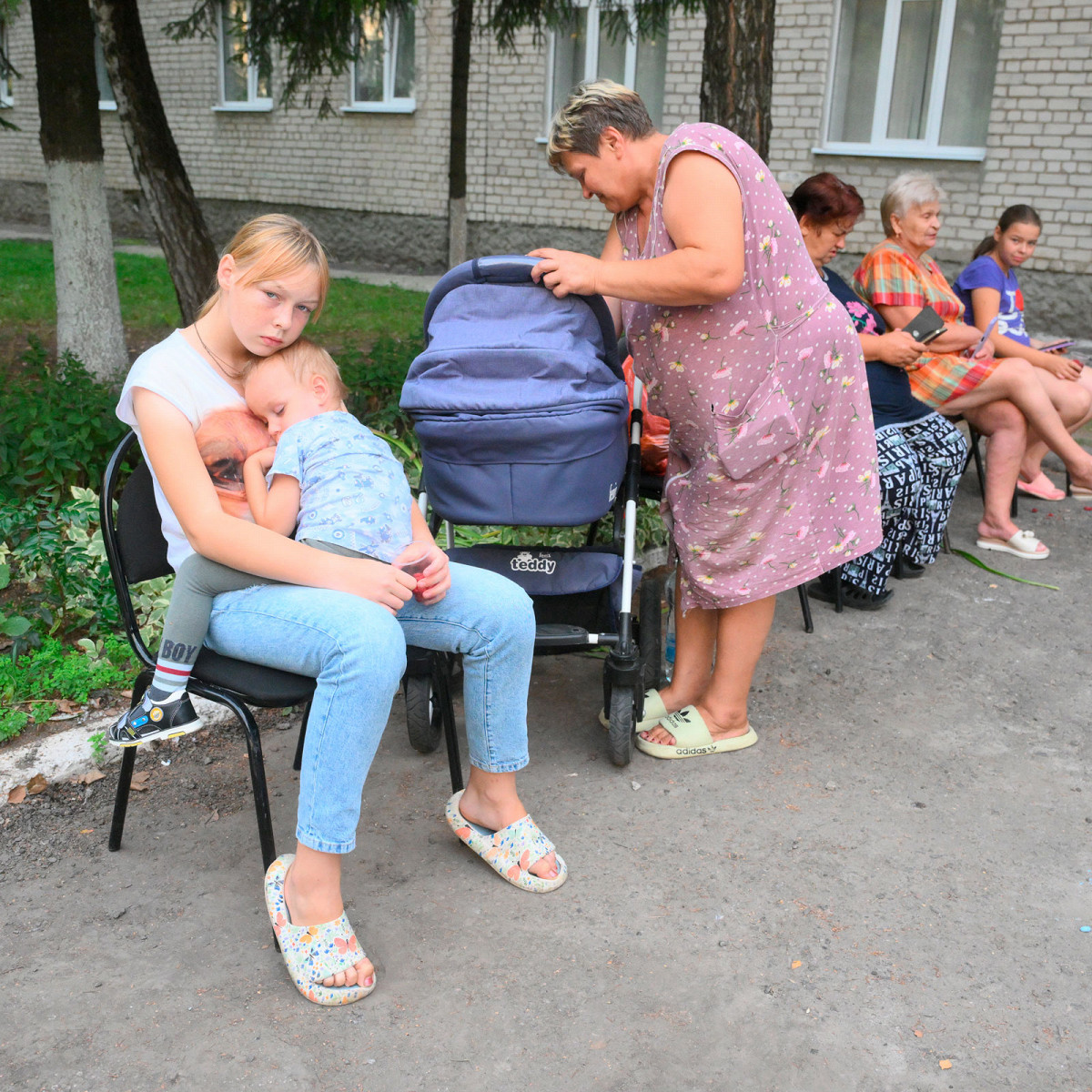 В Заокском районе открылись два пункта сбора гуманитарной помощи для жителей Курской области