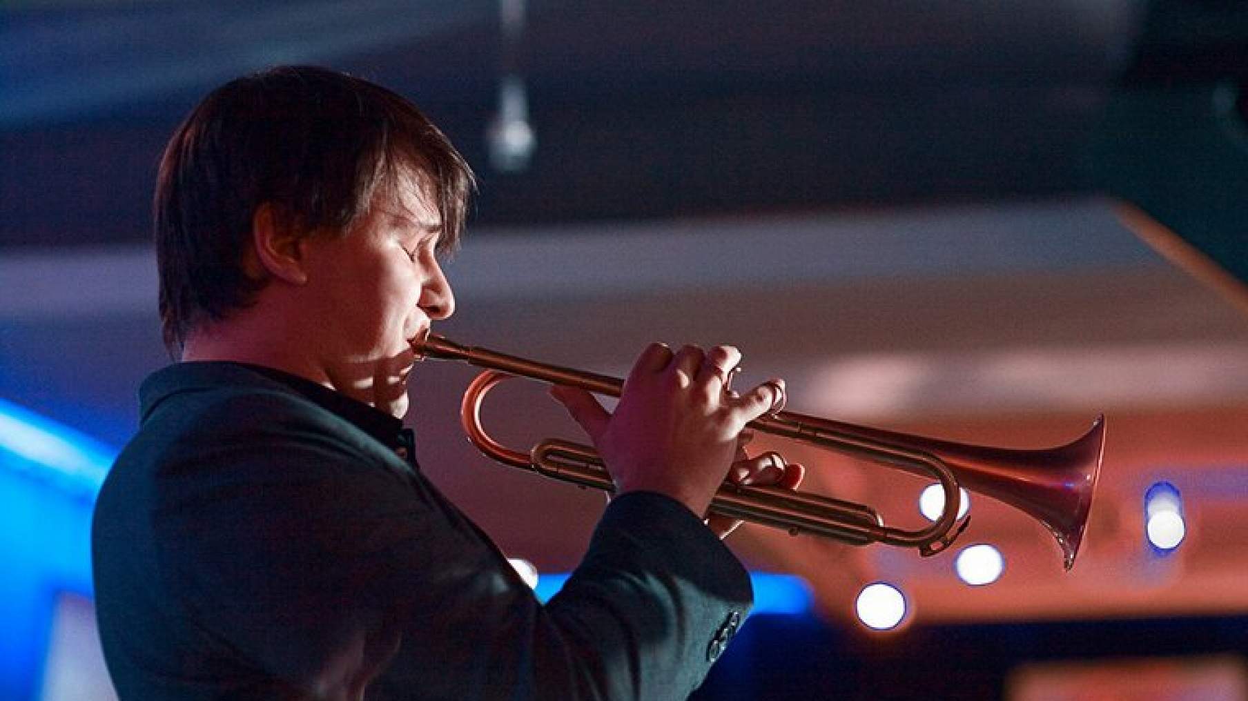 Музыкантов отзывы. Солист группы дайте танк. Квартет музыкантов. Вокальный квинтет. Ееуликов андрей музыкант.