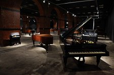 Покинутый дом: кунсткамера московских роялей – афиша