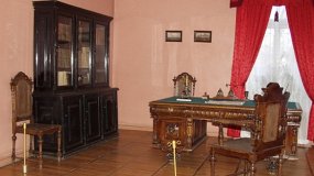 Экспозиция мемориального дома-музея Славянова