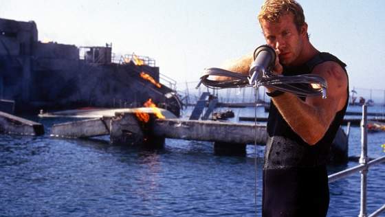 Глубокое синее море / Deep Blue Sea