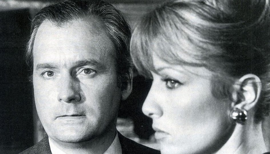 Кино: «Неверная жена» Кино: «Неверная жена»