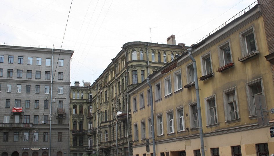 Выставки: Дверь в лето Выставки: Дверь в лето