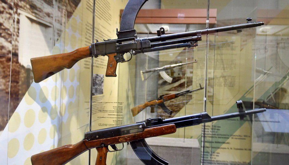 Выставки: Легендарный Калашников Выставки: Легендарный Калашников