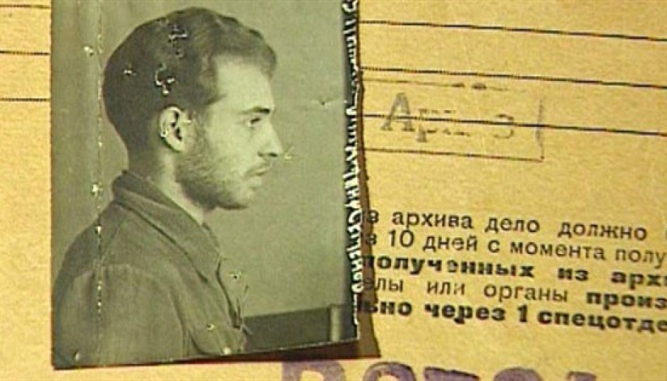 Кино: «Веселые ребята — артисты и надзиратели» Кино: «Веселые ребята — артисты и надзиратели»