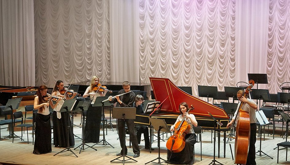 Концерты: Камерный ансамбль солистов Camerata Sinfonica. Дирижер Валентин Жук Концерты: Камерный ансамбль солистов Camerata Sinfonica. Дирижер Валентин Жук