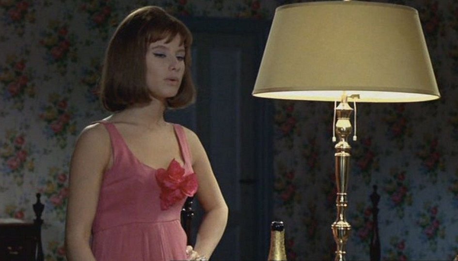 Фильм «Бей первым, Фредди!» Кино: «Бей первым, Фредди!»