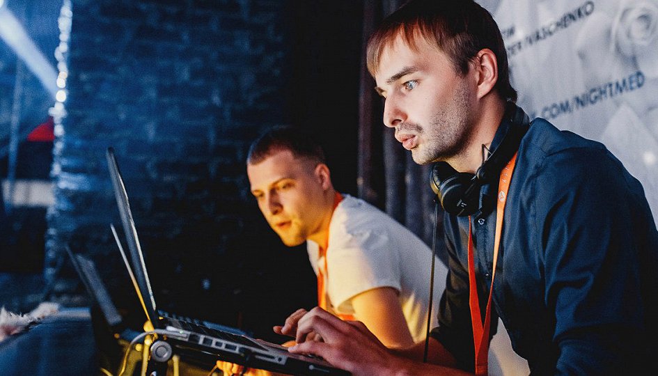 Концерты: «Ladies Night»: DJs Dyxanin, Kovalev, Xray Концерты: «Ladies Night»: DJs Dyxanin, Kovalev, Xray