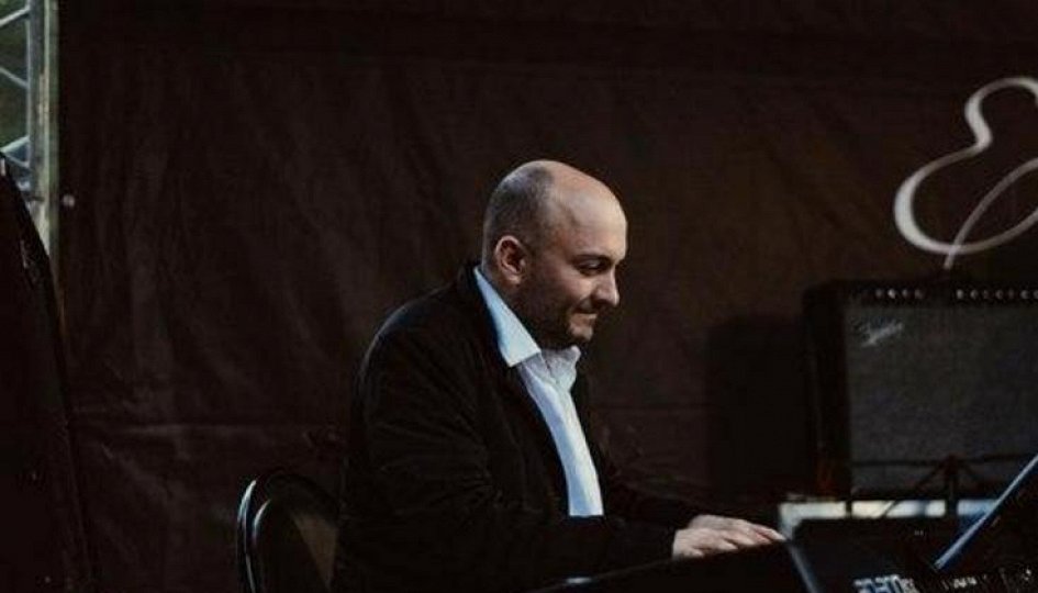 Концерты: «Романтический джаз»: Платон Газелериди и Марк Иванцов Концерты: «Романтический джаз»: Платон Газелериди и Марк Иванцов