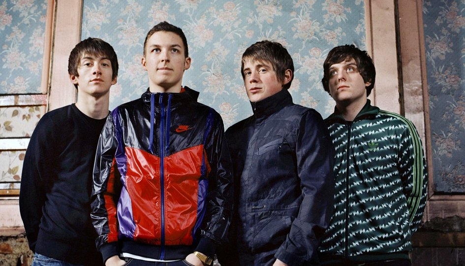 Фильм «Arctic Monkeys at the Apollo» Кино: «Arctic Monkeys at the Apollo»