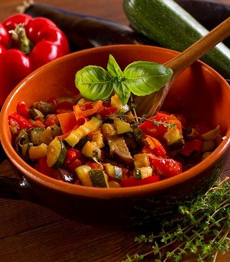 Рецепт Салат из запеченых овощей и крутонов