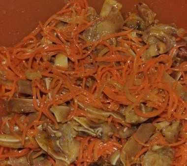 Рецепт Маринованные свиные уши по‑корейски