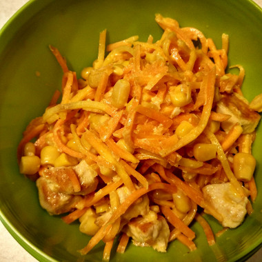 Рецепт Салат из курицы с корейской морковью и кукурузой