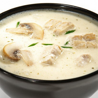 Рецепт Острый суп с курицей, кокосовым молоком и корнем галангала