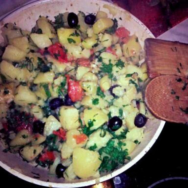 Рецепт Тушеная картошка по‑гречески