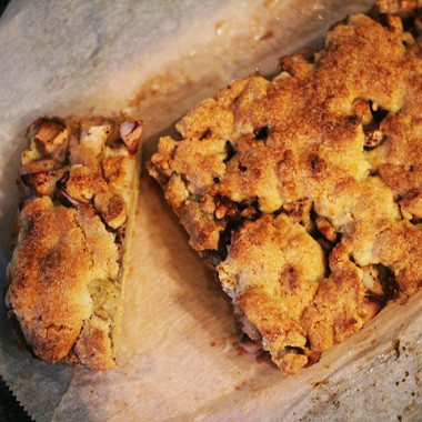 Рецепт Яблочный пирог с манной крупой