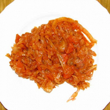 Рецепт Капуста, тушеная с томатом и грудинкой