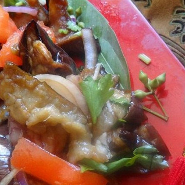 Рецепт Пан-азиатский теплый салат с баклажанами
