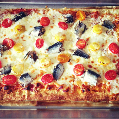 Рецепт Быстрая пицца с сардинами