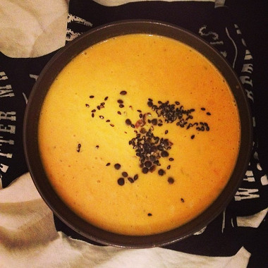 Рецепт Морковно-кукурузный крем-суп с пряностями