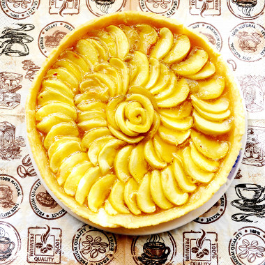 Рецепт Тарт с яблоками и карамелью