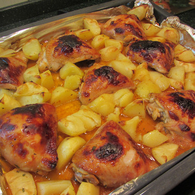 Рецепт Куриные бедра с картошкой