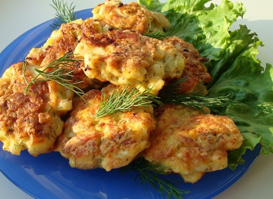 Рубленые куриные котлеты с укропом