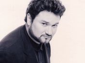 Рамон Варгас (тенор, Мексика) Рамон Варгас (тенор, Мексика)